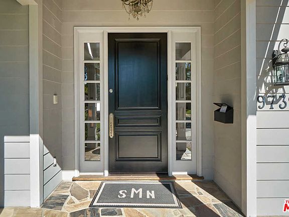 3rd image of 9739 Monte Mar Dr