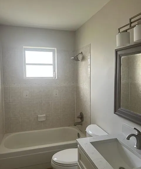 500 NW 53rd St — Photo 9