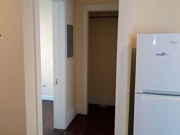 3rd image of 302 W Main St #3