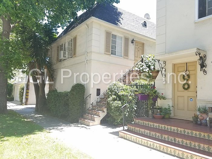 1st image of 9760 Charleville Blvd