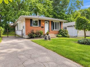 228 Pochard Ln, London, ON N5W 5Z3