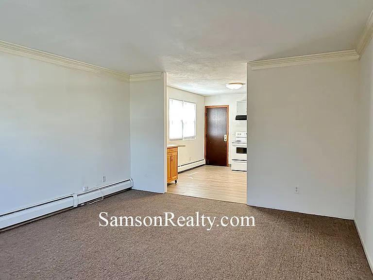 45 Woodward Ave #B — Photo 10