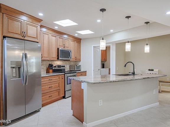 4th image of 13816 N 109TH Avenue