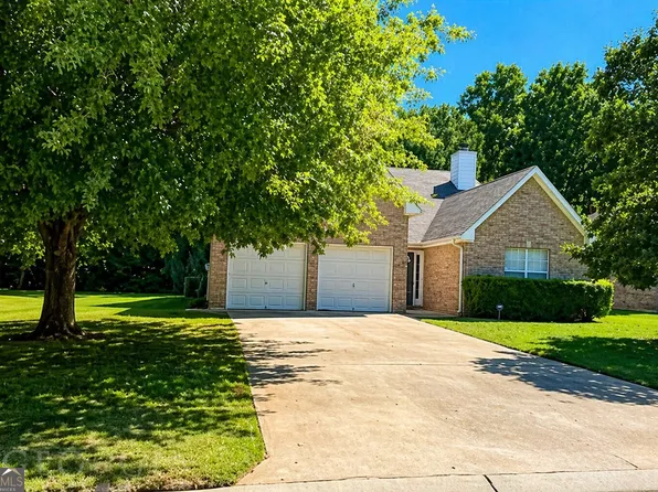 110 Bellington Dr, McDonough, GA 30253