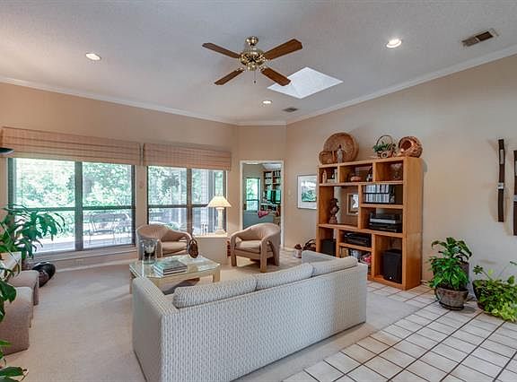 3rd image of 3008 Pitkin Dr