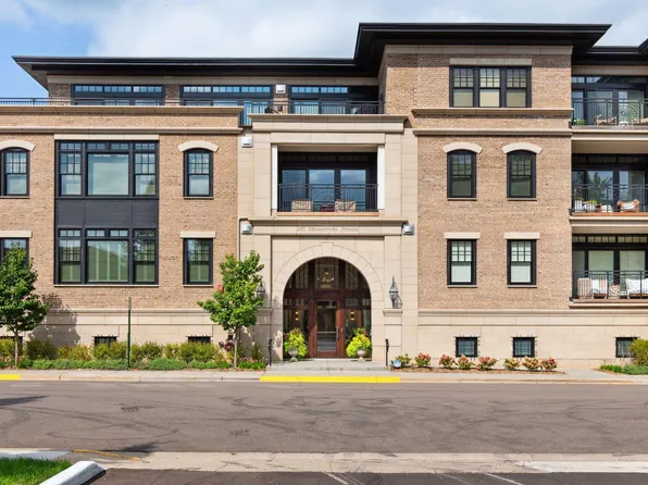 240 Minnetonka Ave S APT 203, Wayzata, MN 55391