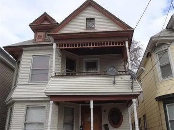 907 Delamont Avenue, Schenectady, NY 12307