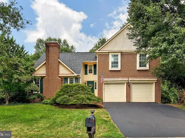 15162 Stratton Major Ct, Centreville, VA 20120