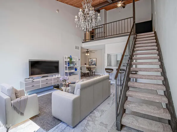 5460 White Oak Ave Unit E308, Encino, CA 91316