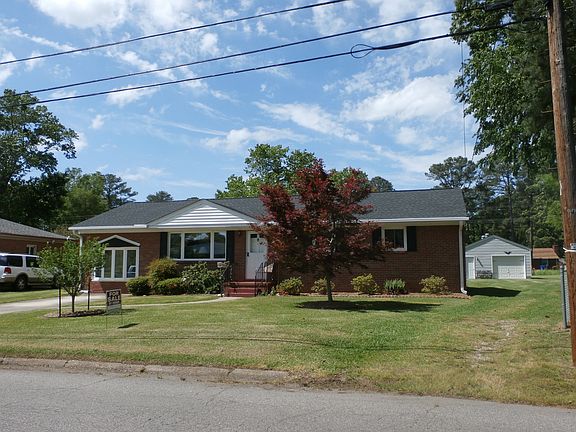 3rd image of 5600 Bingham Dr