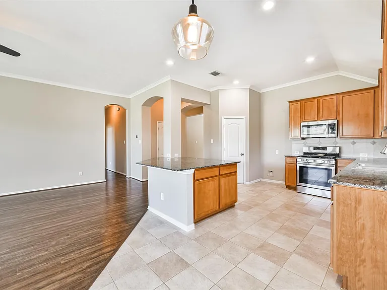 13719 Rolling River Ln — Photo 12