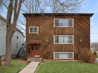 108 La Fox River Dr, Algonquin, IL 60102