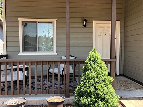 2nd image of 764 W Summer Haven Ln