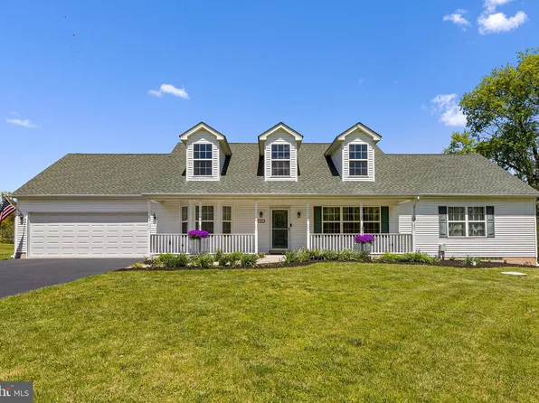 494 Harrison Ave, Schwenksville, PA 19473