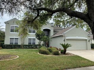 71 Camelot Ridge Dr, Brandon, FL 33511