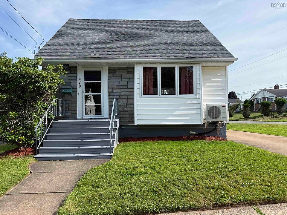 1st image of 370 Victoria Ave