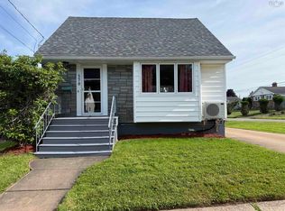 370 Victoria Ave, New Glasgow, NS B2H 1W5