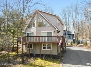 1018 Indian Dr, Lake Ariel, PA