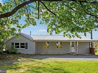 820 Green Spring Rd, Newville, PA 17241