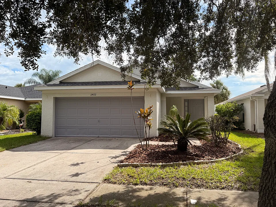 11422 Crestlake Village Dr
