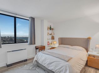 380 Mountain Rd #2202, Union City, NJ 07087