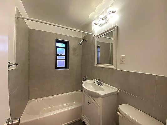 5th image of 81-10 135th St #510