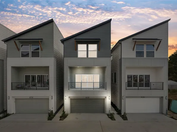 4710 Moving Meadows Dr, Houston, TX 77018