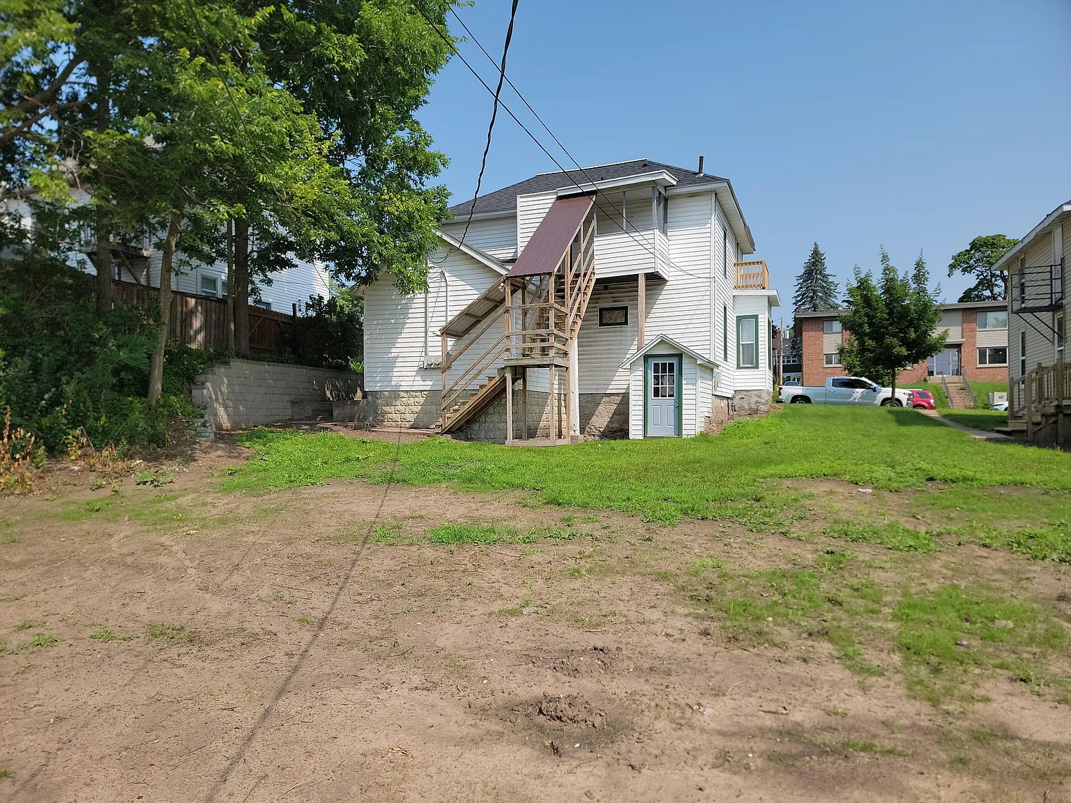 3 bed, $1,260 — Photo 4