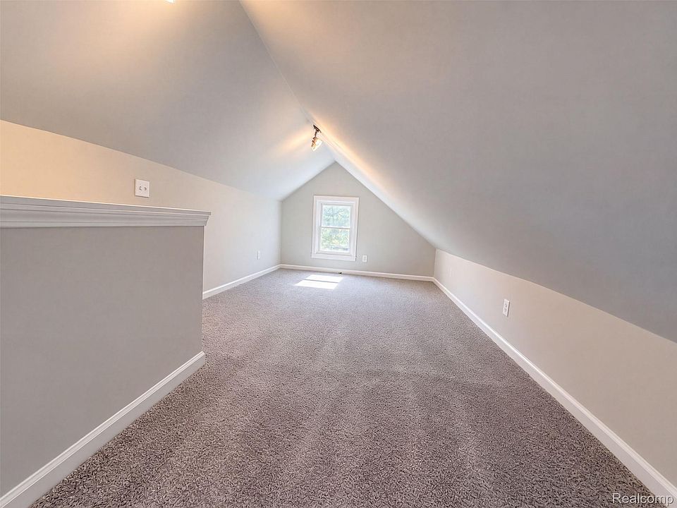 2224 Markese Ave, photo 11