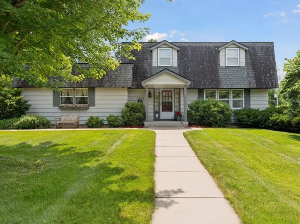 1715 Alton Rd, New Brighton, MN 55112