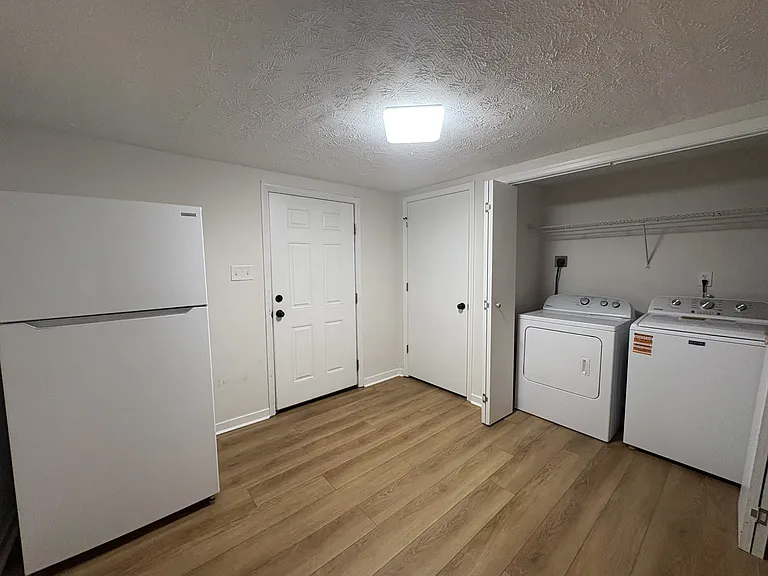 499 Greenwell Ct — Photo 5