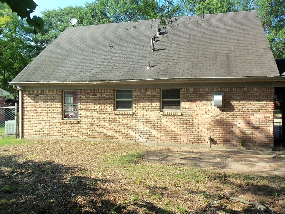2nd image of 412 Trenton Rd