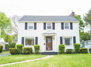 305 Rogers Pkwy, Rochester, NY 14617