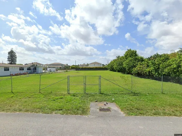 120 NW 120th Ave, Miami, FL 33182