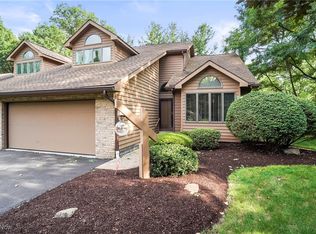 8968 Inverrary Dr SE, Warren, OH 44484