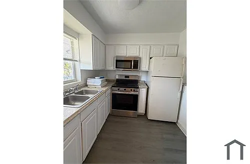 612 George W Engram Blvd #3 Photo 1