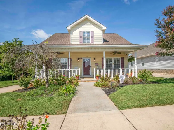 952 Stratford Ave, Sweetwater, TN 37874