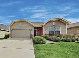 12325 Hunters Crossing Ln, Burleson, TX 76028