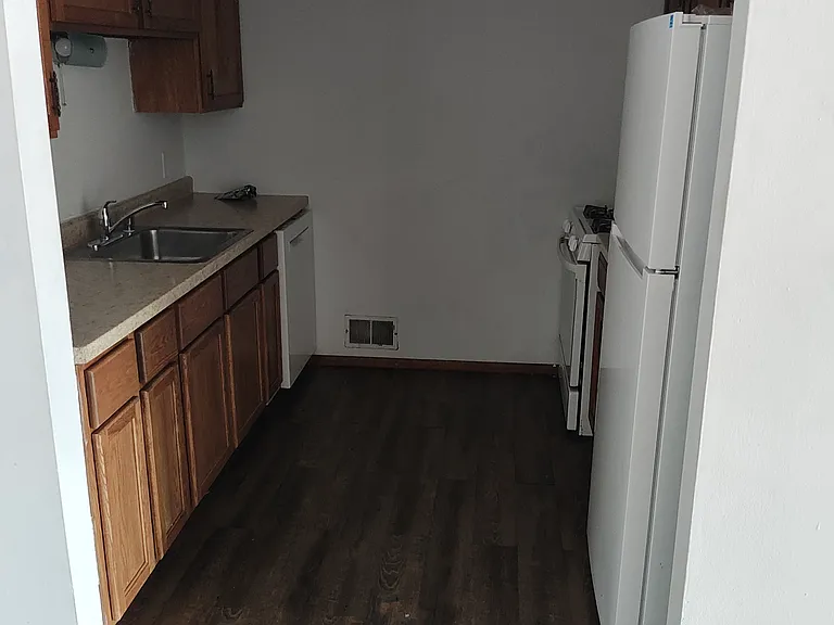 6010 W Calumet Rd #101-A — Photo 3