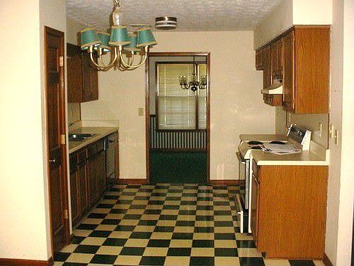 5th image of 1725 Holborn Ct