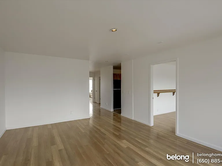 1475 Hawes St #B — Photo 8