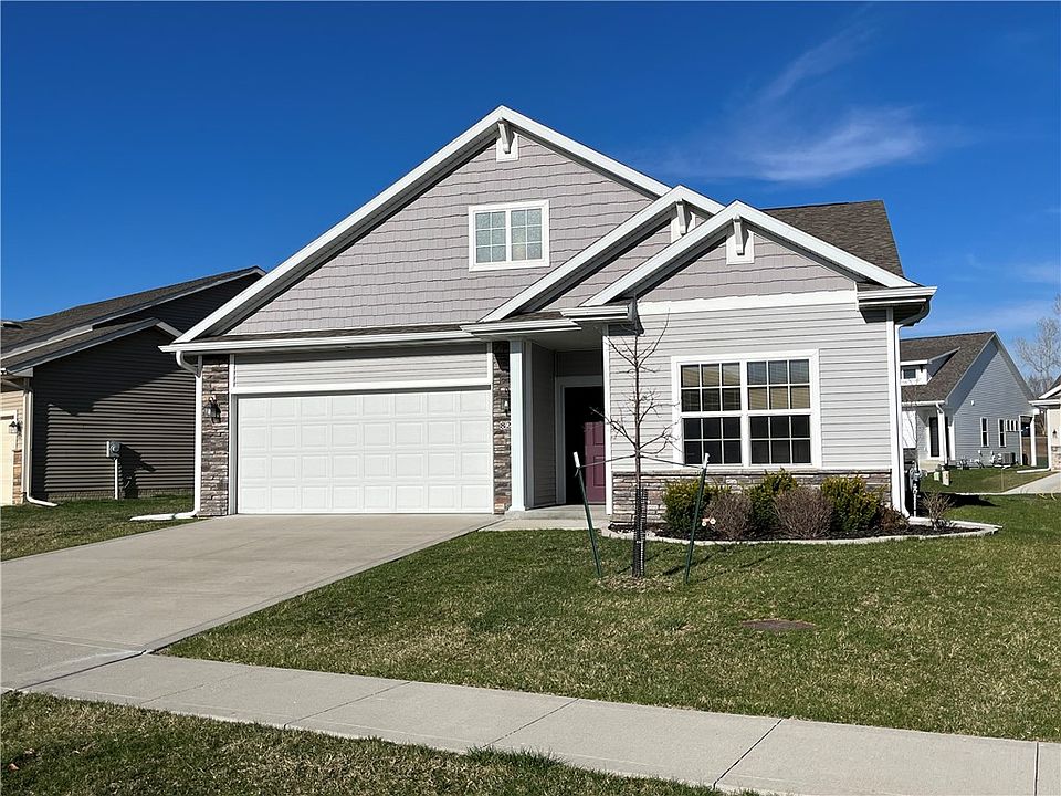 1st image of 825 Wolf Creek Dr