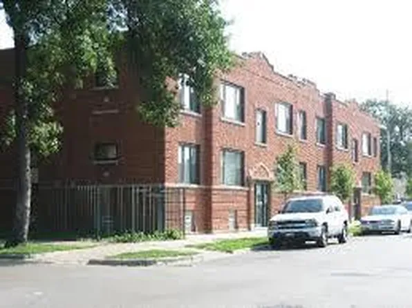 3918 W Augusta Blvd #1, Chicago, IL 60651