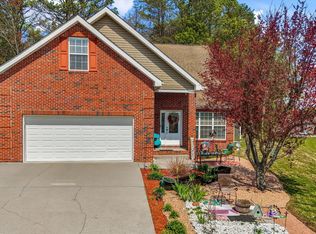 221 Sweet Gum Ln, Oak Ridge, TN 37830