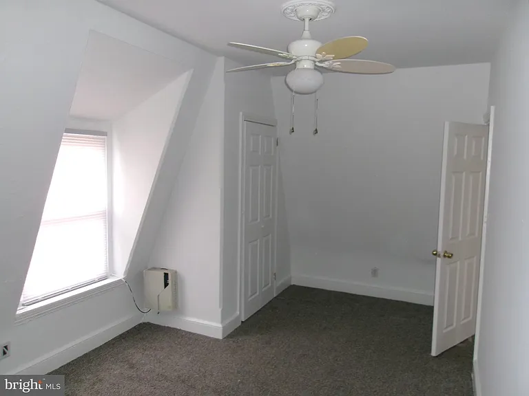 306 S 4th St #C — Photo 2