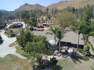 35525 Pony Trail Rd, Hemet, CA 92545