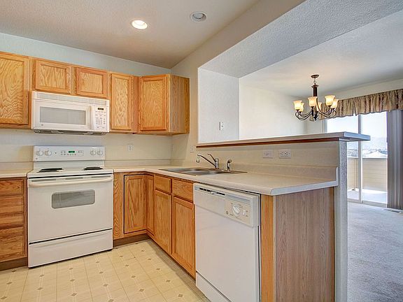 Kitchen with Appliances