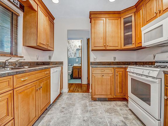 2nd image of 6491 Monalisa Ct