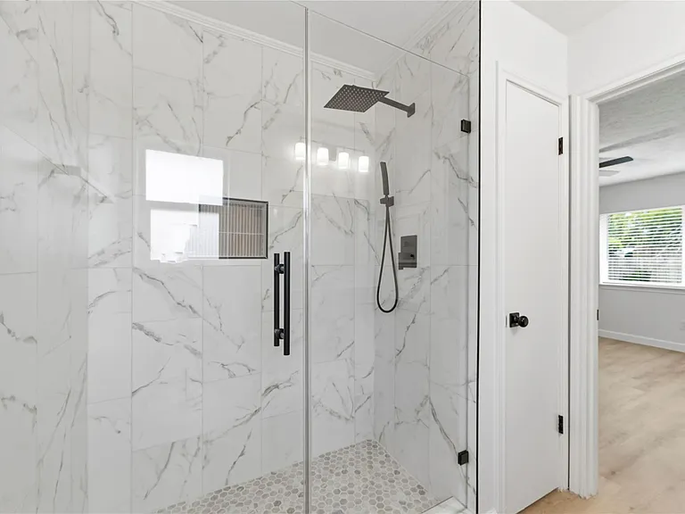 9607 Kemp Forest Dr — Photo 22