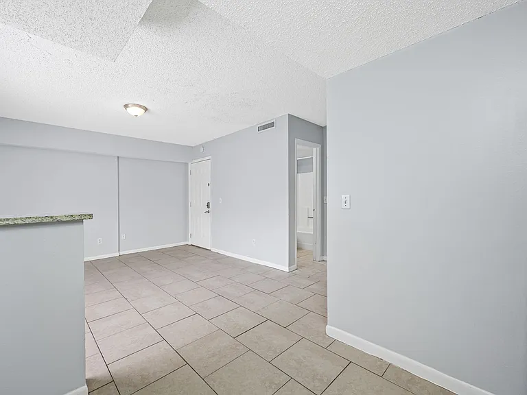 5113 N Nebraska Ave — Photo 11